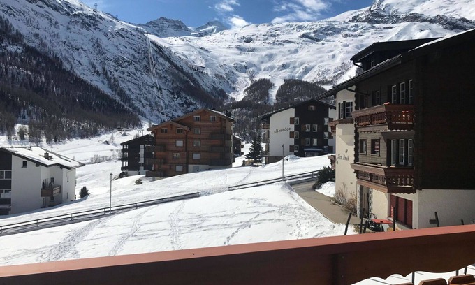 Saas-Fee Apartment | Nice apartment for 6 people with WIFI, TV and balcony