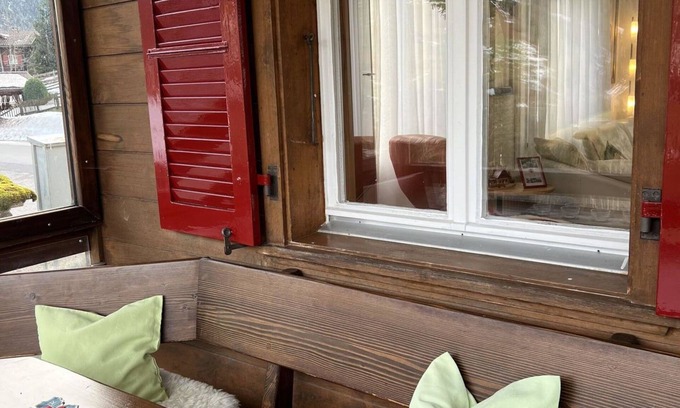 Ruedisbach Apartment | Nice apartment for 8 people with hot tub, WIFI, TV, balcony and pets allowed