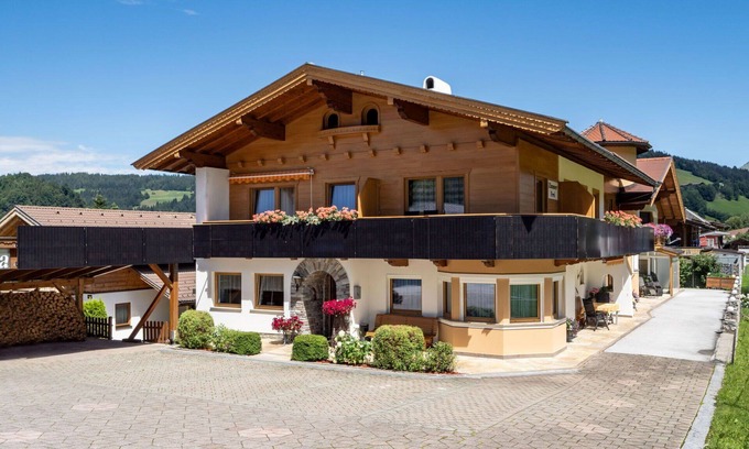 Niederau Apartment | Nice apartment for 3 people with WIFI, TV and balcony