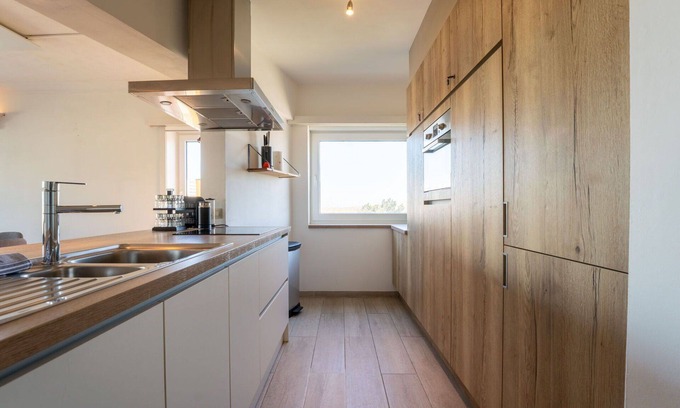 Middelkerke Apartment | Nice apartment for 8 guests with WIFI, TV and balcony