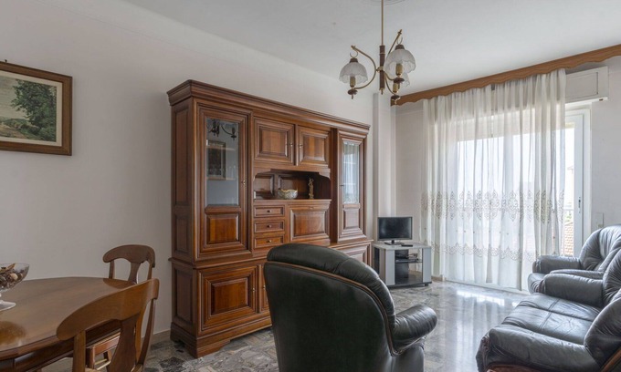 Vallecrosia Apartment | Nice apartment for 5 guests with WIFI, TV, balcony and pets allowed