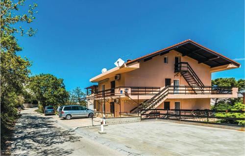 Bosana Apartment | Nice Apartment In Bosana With Wifi
