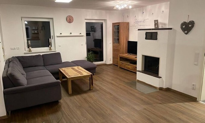 Himmelkron Apartment | Nice apartment in Himmelkron