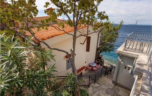 Senj Apartment | Nice Apartment In Starigrad