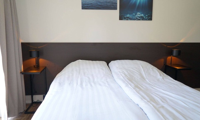 Vleteren House | Nice apartment in villa for 6 people with WIFI, TV and terrace