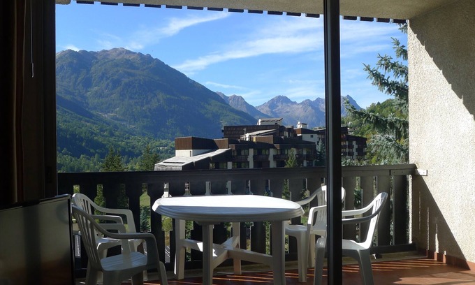 Saint-Chaffrey Apartment | Nice apartment located at the heart of the resort, quiet, spacious, clear view