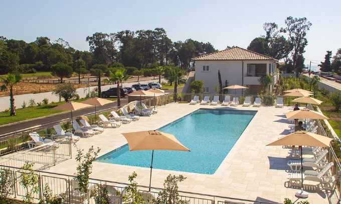 Ghisonaccia Apartment | Nice apartment with A/C, WIFI, pool, TV, balcony, pets allowed, panoramic view and parking