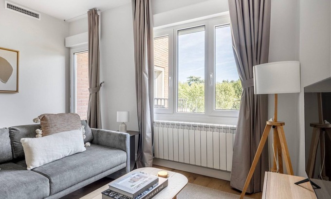 Castellana Apartment | Nice Castellana 1BR w/Doorman, nr IE Campus, by Blueground