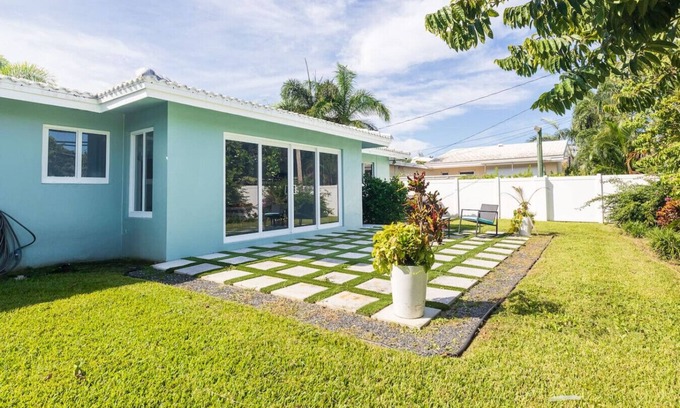 Garden Isles House | Nice & Comfortable House 3bed 2 bath w/3 parking!
