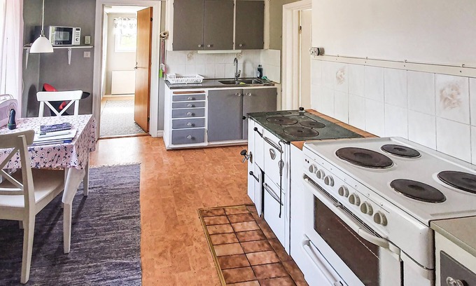 Haradsback House | Nice cottage 100 m from the road 126 in Skulatorp 8. 5 km from Lönashult in Småland.