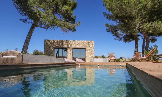 Aspiran Other | Nice domaine of 300 m² for 14 persons with heated swimming poo