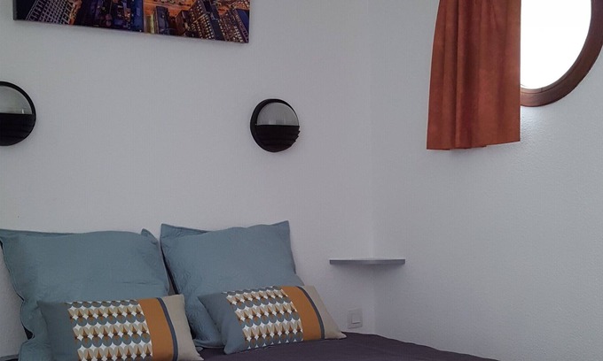 Chasseneuil-du-Poitou Cottage | Nice Duplex With Futuroscope Terrace