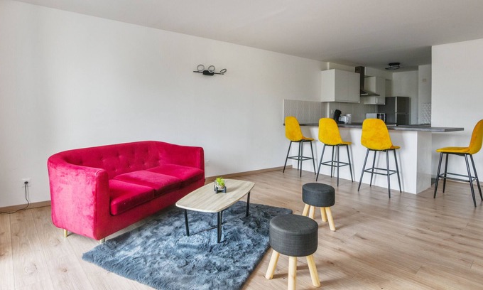 Tourcoing Apartment | Nice flat with parking at the heart of Tourcoing - Welkeys