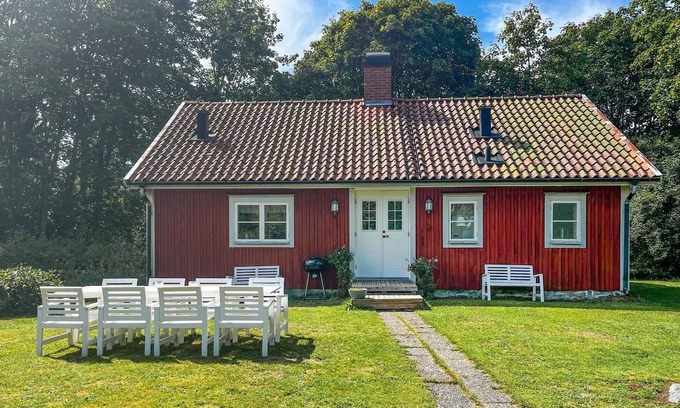 Agunnaryd House | Nice home in Agunnaryd with kitchen
