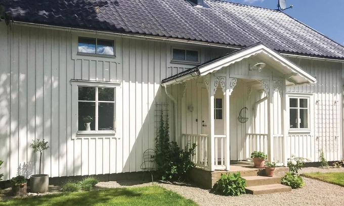 Vathult House | Nice home in Gislaved with sauna
