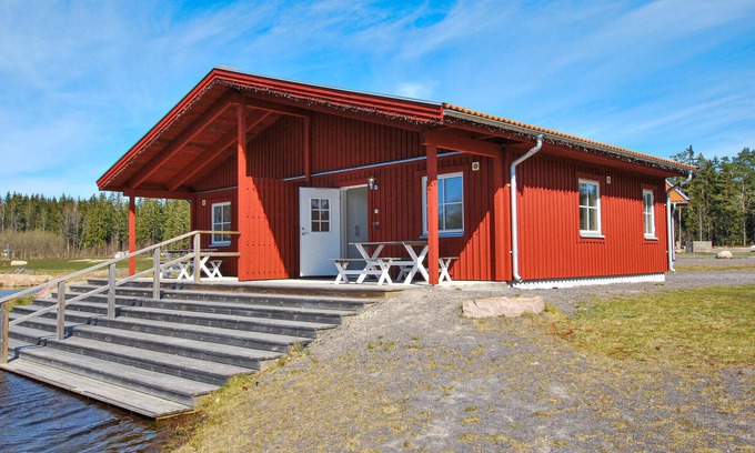 Kosta House | Nice home in Kosta with kitchen