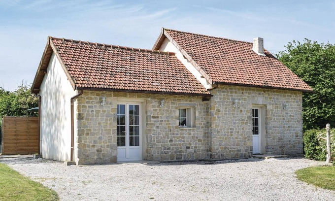La Cambe House | Nice home in La Cambe with kitchen