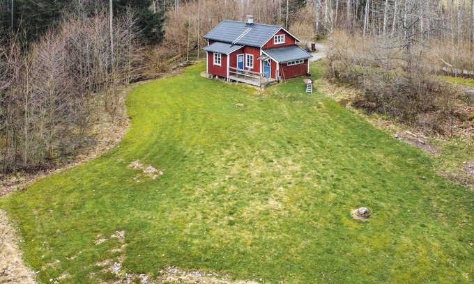 Annolfsbyn House | Nice home in Mellerud with WiFi