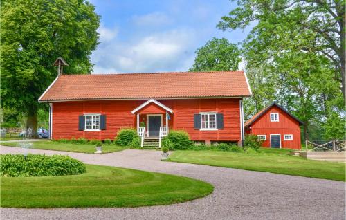 Skovde Municipality House | Nice Home In Skövde With Kitchen