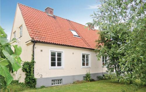 Tomelilla House | Nice Home In Tomelilla With Kitchen
