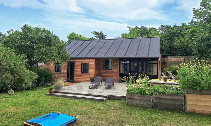 Hoeve Strand House | Nice home in Vig with sauna