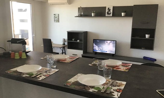 Riquier Apartment | NICE Mont Boron. Large furnished studio renovated!