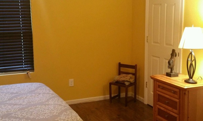 Southeast Raleigh House | Nice private house near downtown Raleigh with WiFi, AC, heat