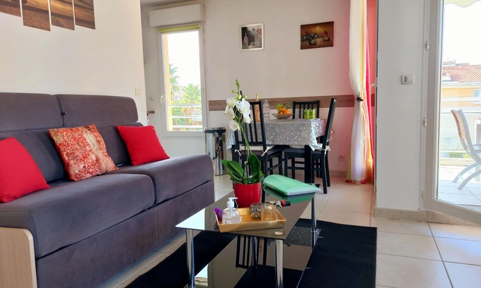Plaine de la Brague Apartment | Nice quiet apartment with pool near beach and city.