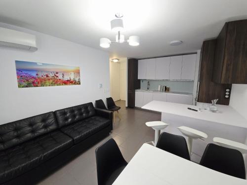 Saint-Roch Apartment | Nice Riquier 8