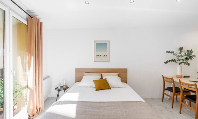 Aix-en-Provence Historic Centre Apartment | Nice Studio in the center of the Mazarin district!