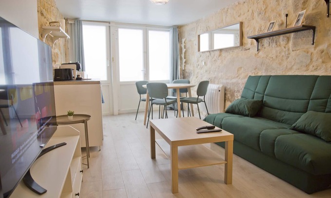 Val-de-Grace Apartment | Nice studio in the 5th