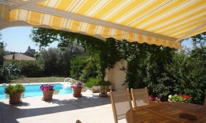 Rochefort-du-Gard House | Nice villa, clear view, swimming pool, near Avignon