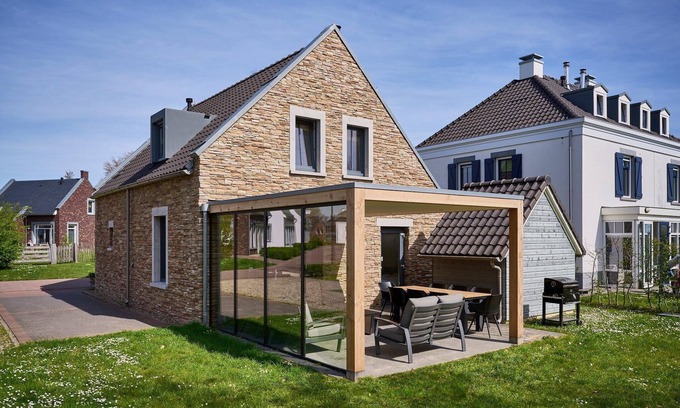 Maastricht House | Nice villa with veranda near holiday park