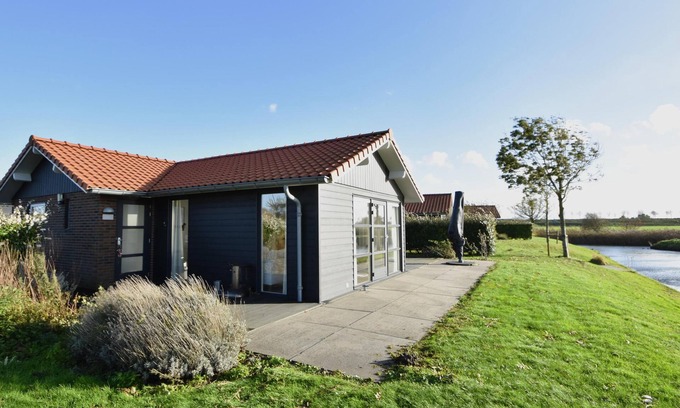 Kattendijke House | Nicely furnished holiday home with lovely views