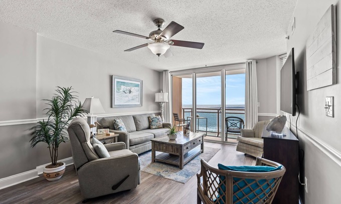 Crescent Beach Condo | Nicely Remodeled & Redecorated Oceanfront Condo + Free Attraction Tickets!