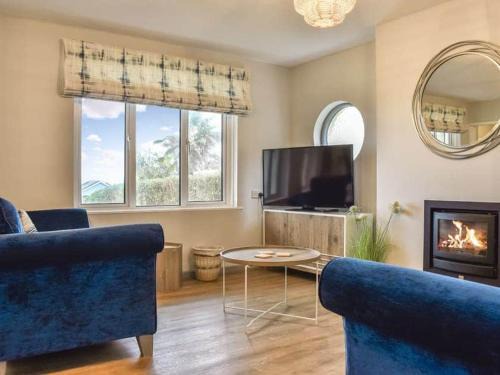 Westleigh House | Nicosia House with sea views.