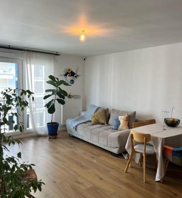 Saint-Ouen Apartment | Nid douillet équipé à Saint-Ouen