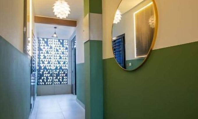 Douala Apartment | Nid Douillet , Wifi , Netflix , Youtube Gratuit