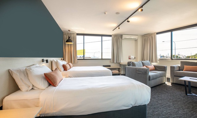 Annerley Hotel | Nightcap at Chardons Corner Hotel