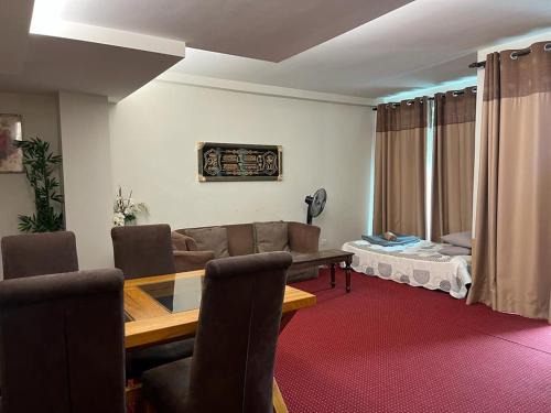 Bandar Kota Bharu House | Nik Adik Khalifa Suites Apartment