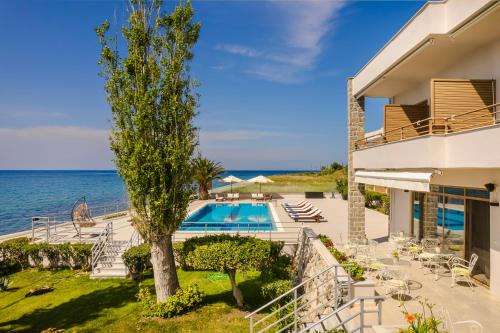 Kamariotissa Hotel | Niki Beach Hotel