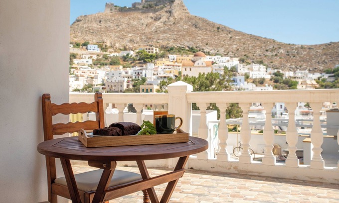 Leros House | Nikolouidis' NeoclassicalHouse in Platanos Leros