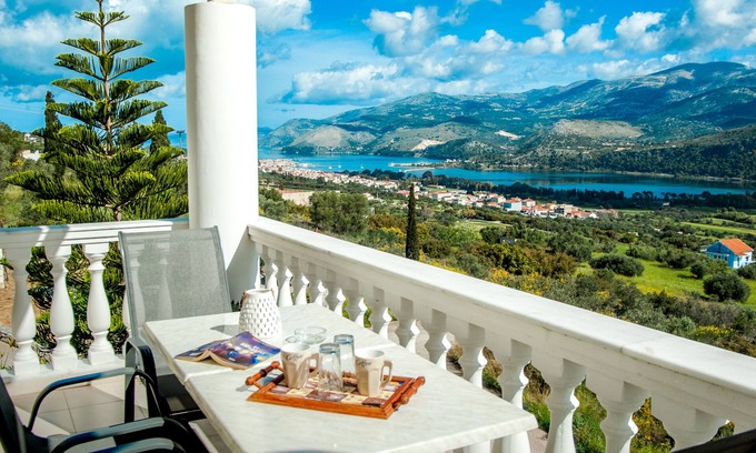 Khelmata Apartment | Nikos Apartment Spacious and Panoramic