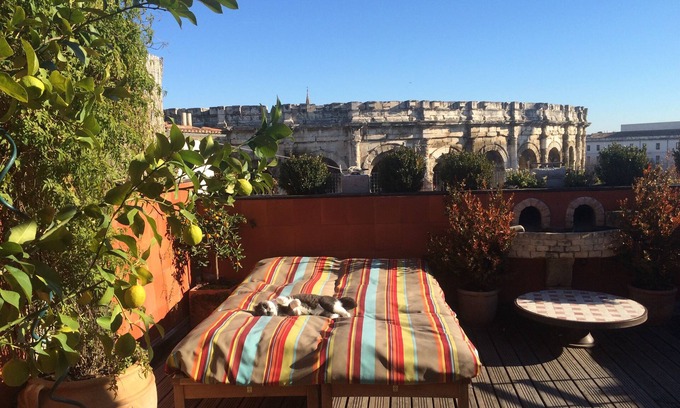 Quartier Administrations Apartment | NIMES ARENA 140 m2 with large terrace view Arênes (20 m) + private garage