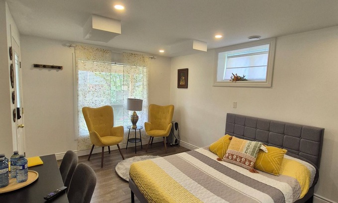 Guelph Apartment | Nimo HomeStay, New Entire Studio Apartment