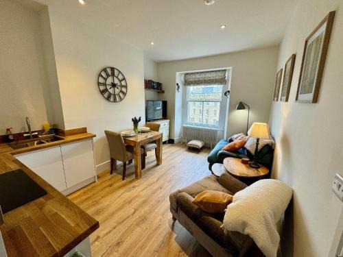 Goostrey House | Nineteen The George - 1 Bed Apartment