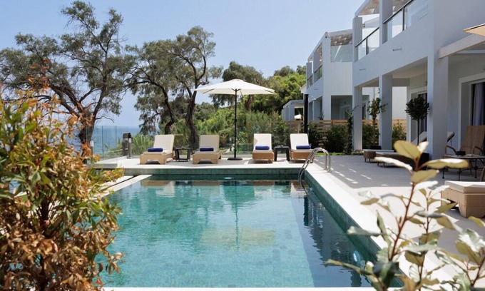 Dafnata Villa | Nisos Green Villa, Private Beach & Pool