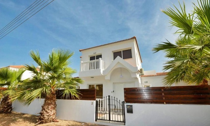 Ayia Napa House | Nissi Palms 4 Bedroom Villa with Private Pool in Agia Napa