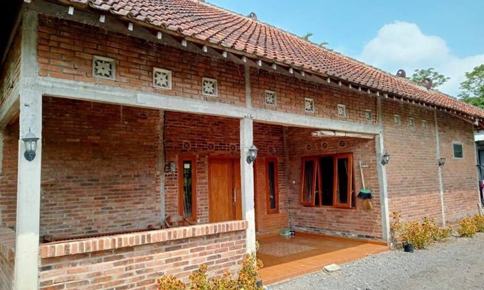 Pakem House | Niswa Guest House