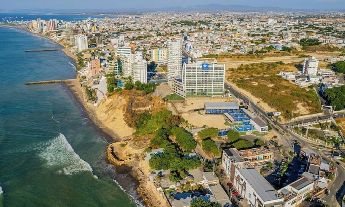 Manta Apartment | NIZA 9 · 3 bedroom, beach close, pool, park.